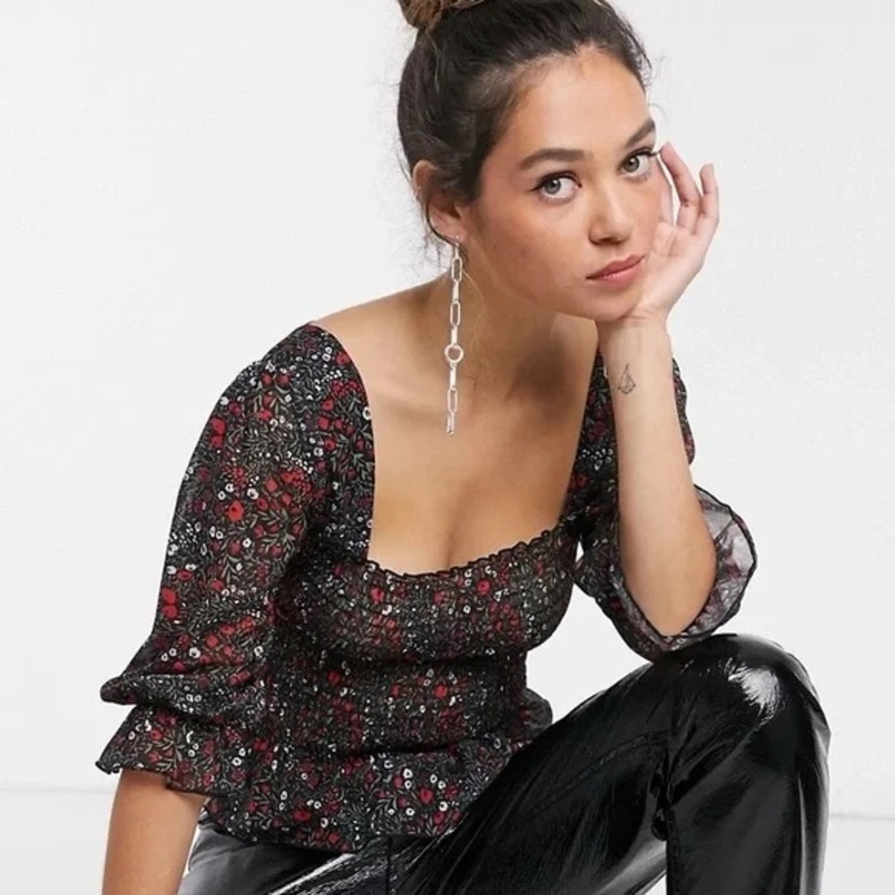 Topshop Ditsy Floral Smocked Shirred Cropped Sleeve Top